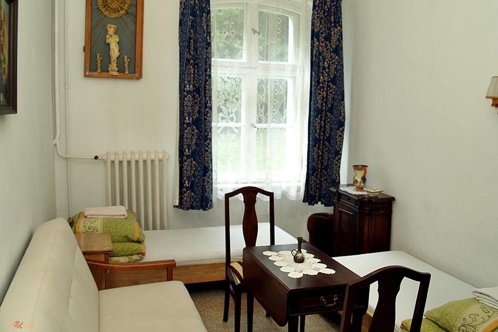 Cichy Dwor Otel Manowo Dış mekan fotoğraf