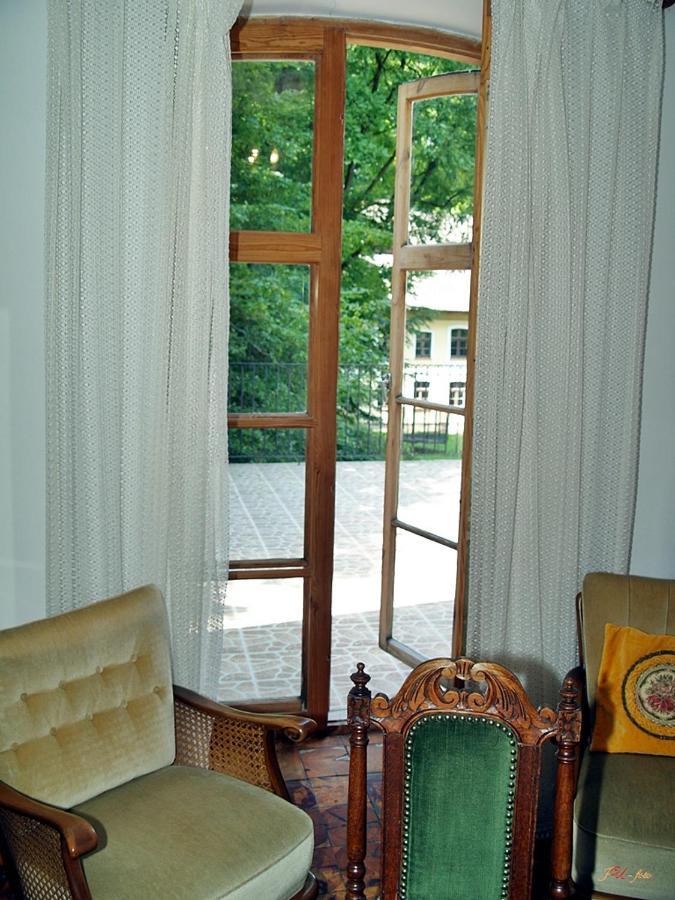 Cichy Dwor Otel Manowo Dış mekan fotoğraf